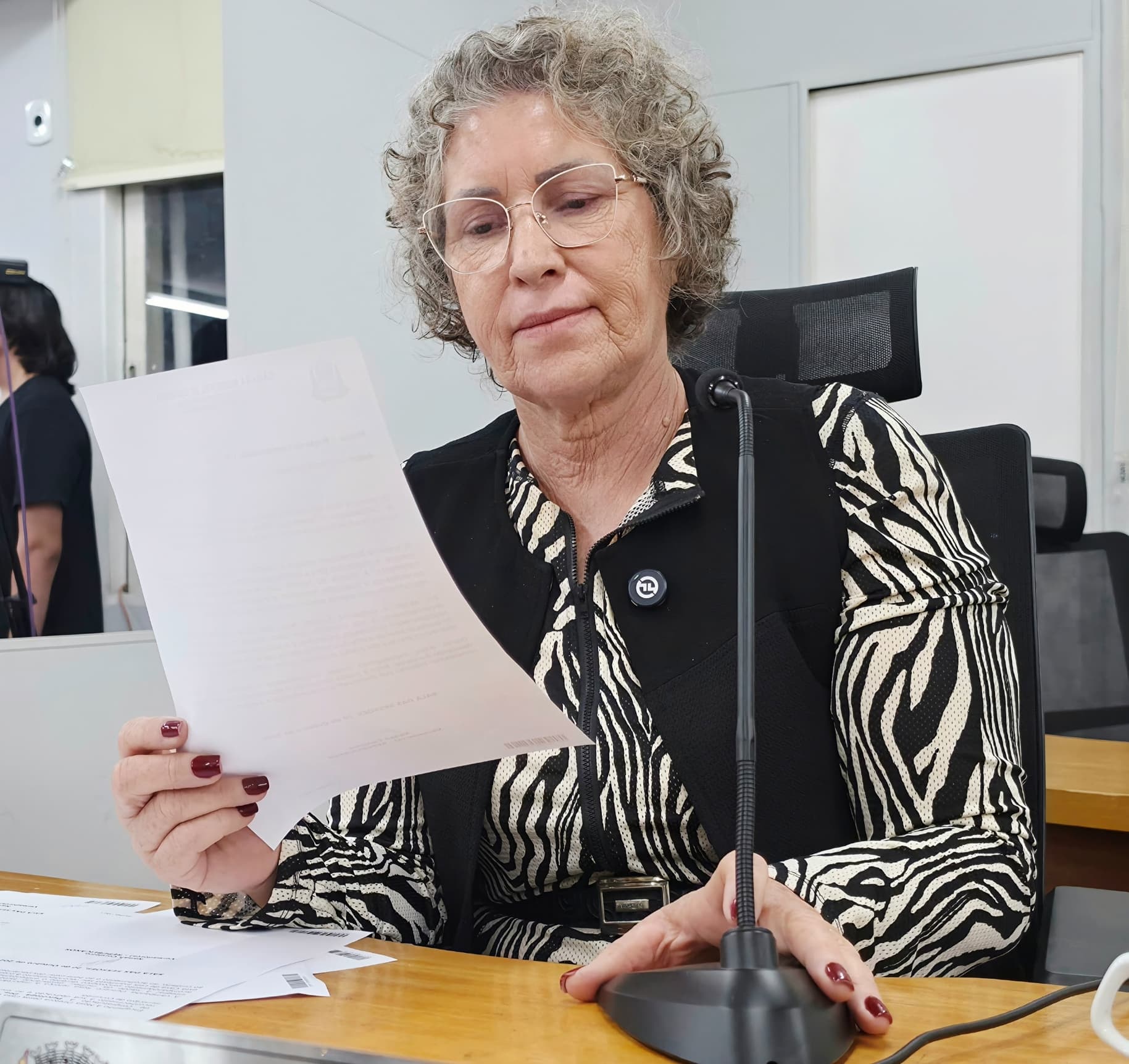 Nanah solicita limpeza e desobstrução do sistema de drenagem do Cravo Vermelho