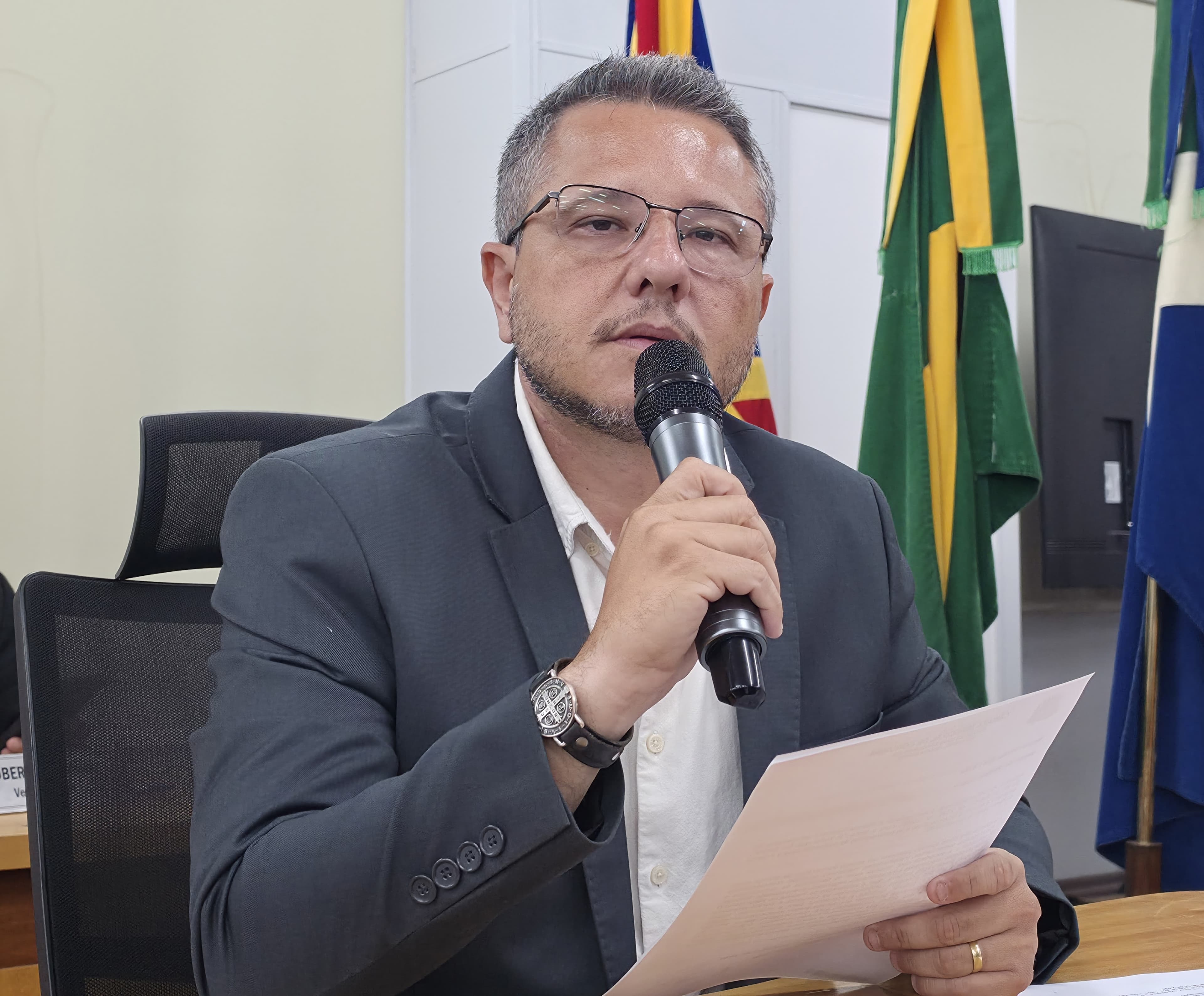 Cazarin propõe audiência pública para debater a transformação da Prainha do Porto Geral