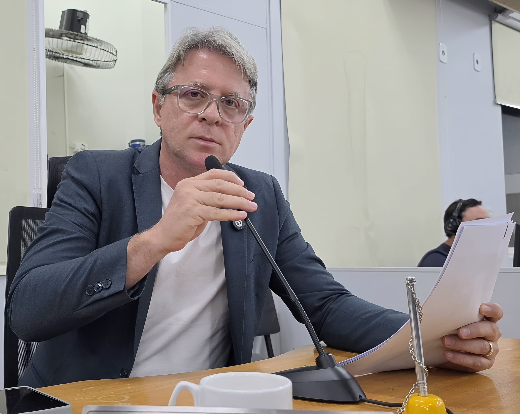 Proposta de Samyr pela manutenção do voto secreto foi rejeitada pela maioria