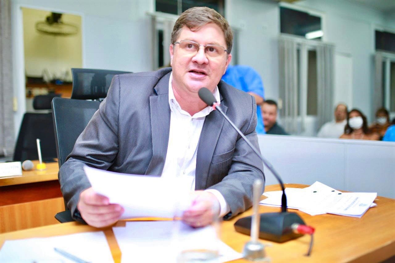 Na Câmara, vereador pede regularização dos imóveis no Conjunto Jatobazinho