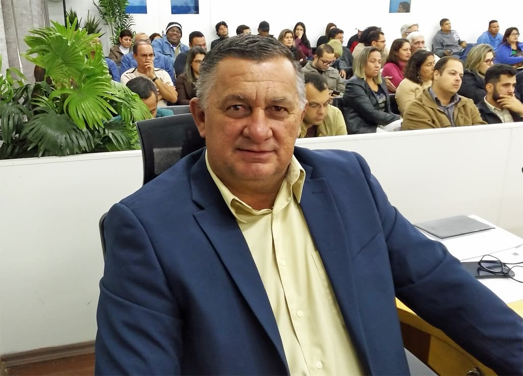 Vereador solicita vagas para gestantes em estacionamentos especiais