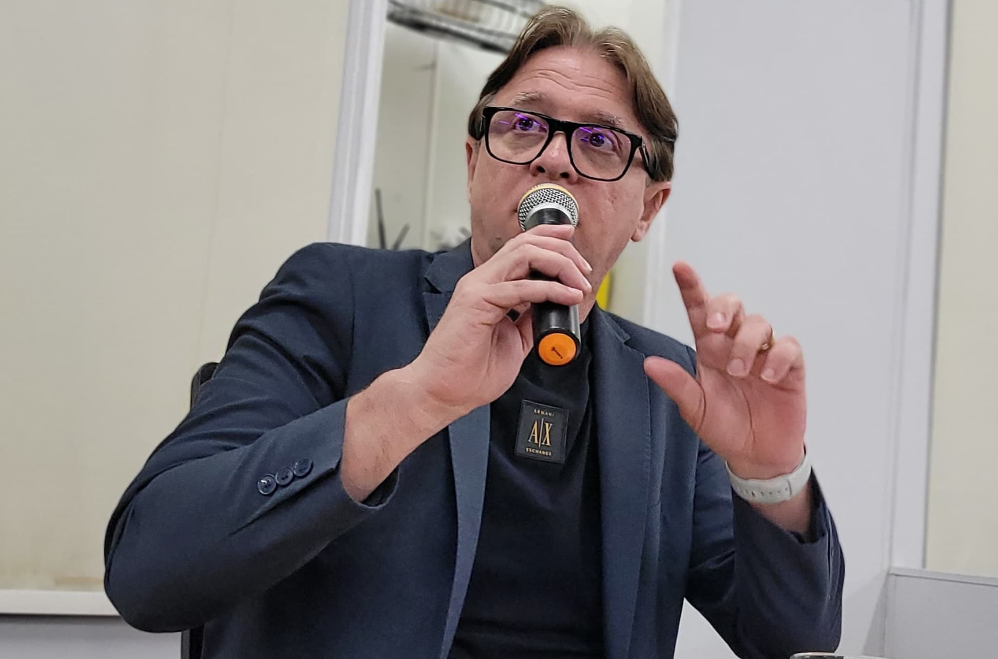 Samyr busca informações sobre ações de combate à leishmaniose em Corumbá