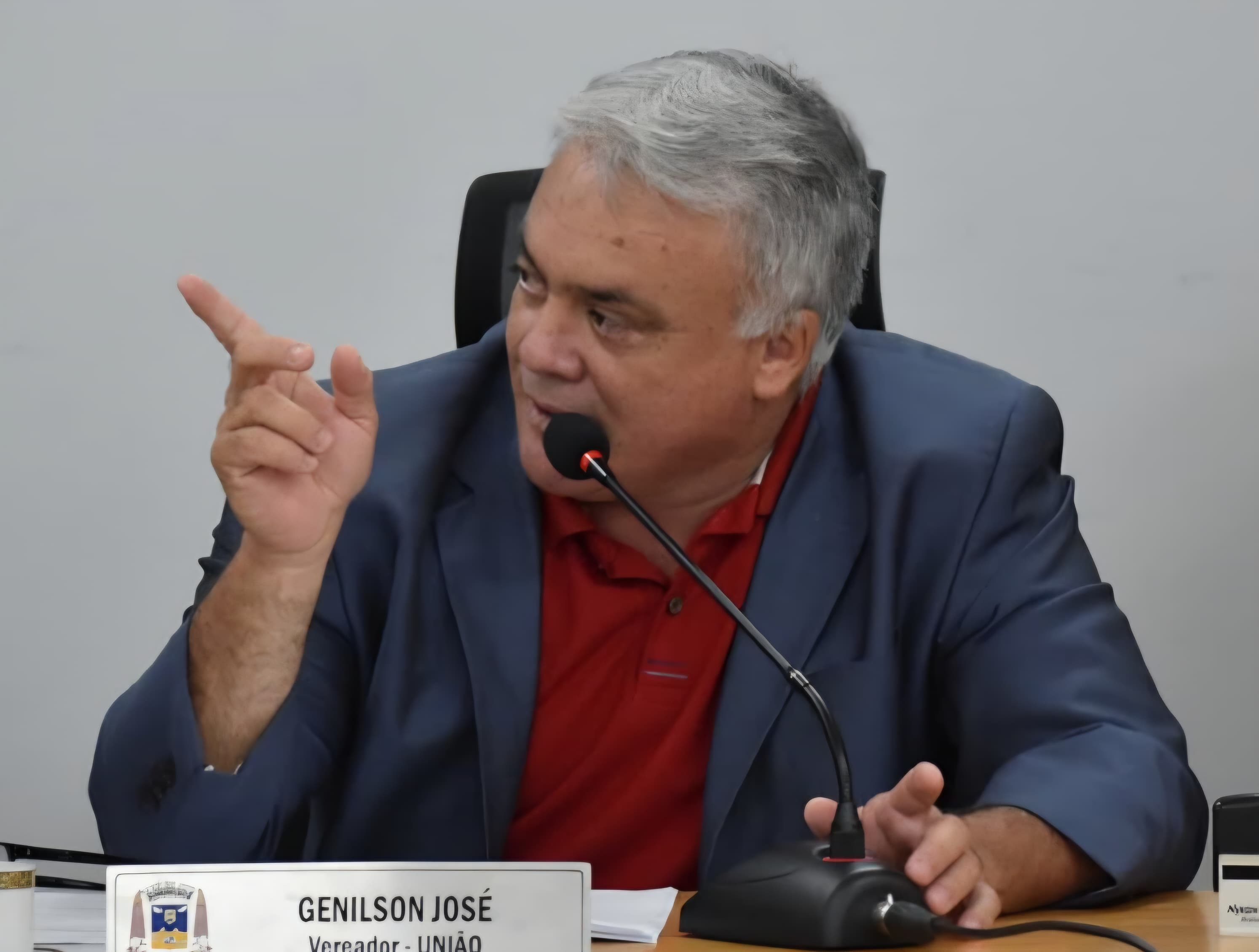 Pavimentação da Rua Campo Grande é solicitada por Genilson, na Câmara