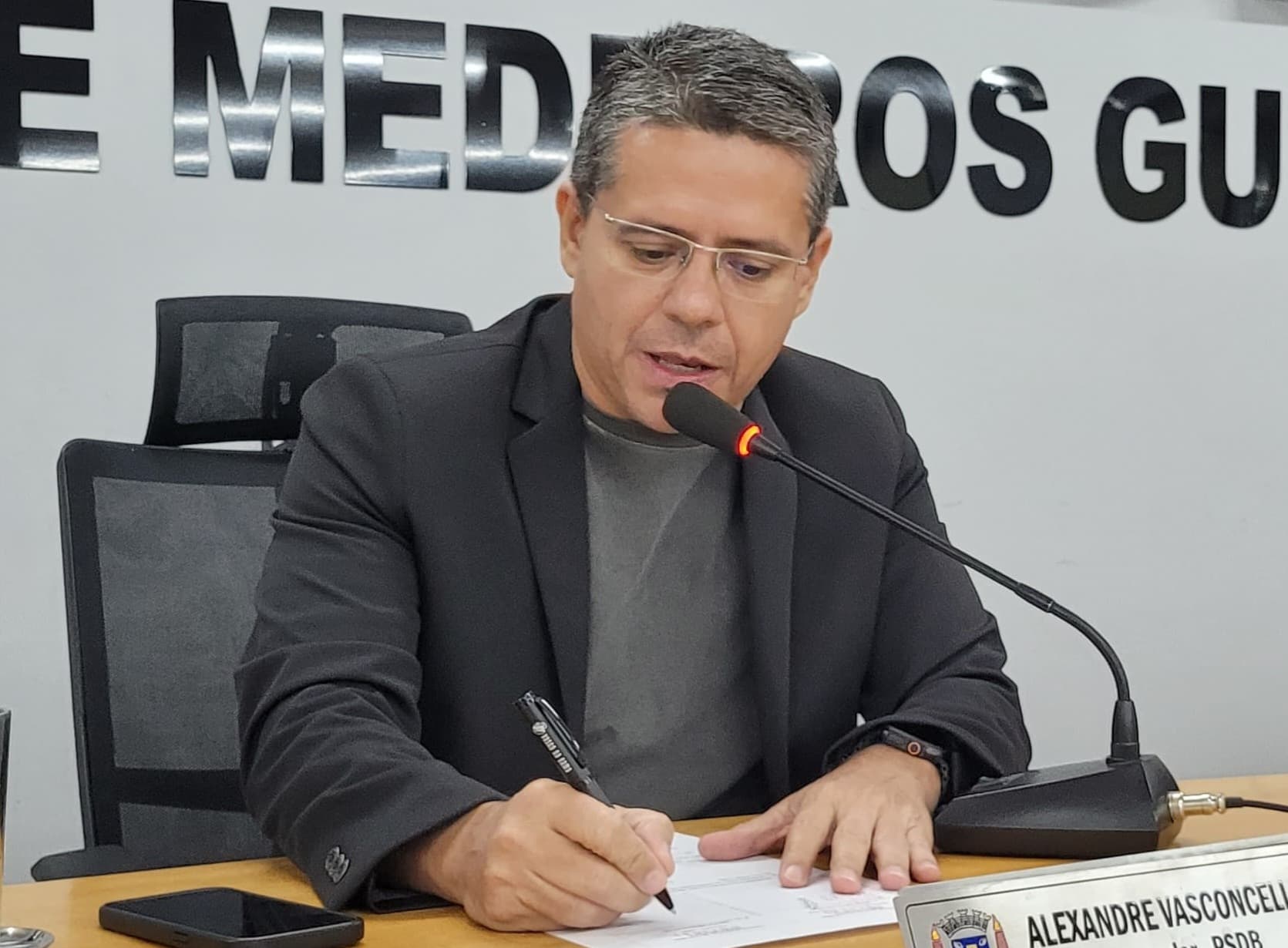 Alexandre sugere implantação de tarifa zero no transporte coletivo em Corumbá