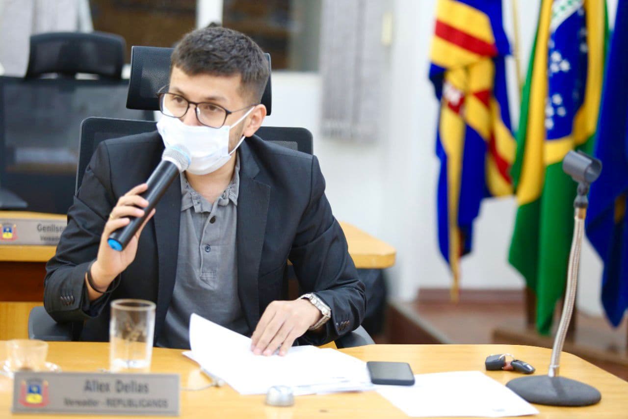 Vereador solicita assessor jurídico para atuar direto na área de habitação e regularização