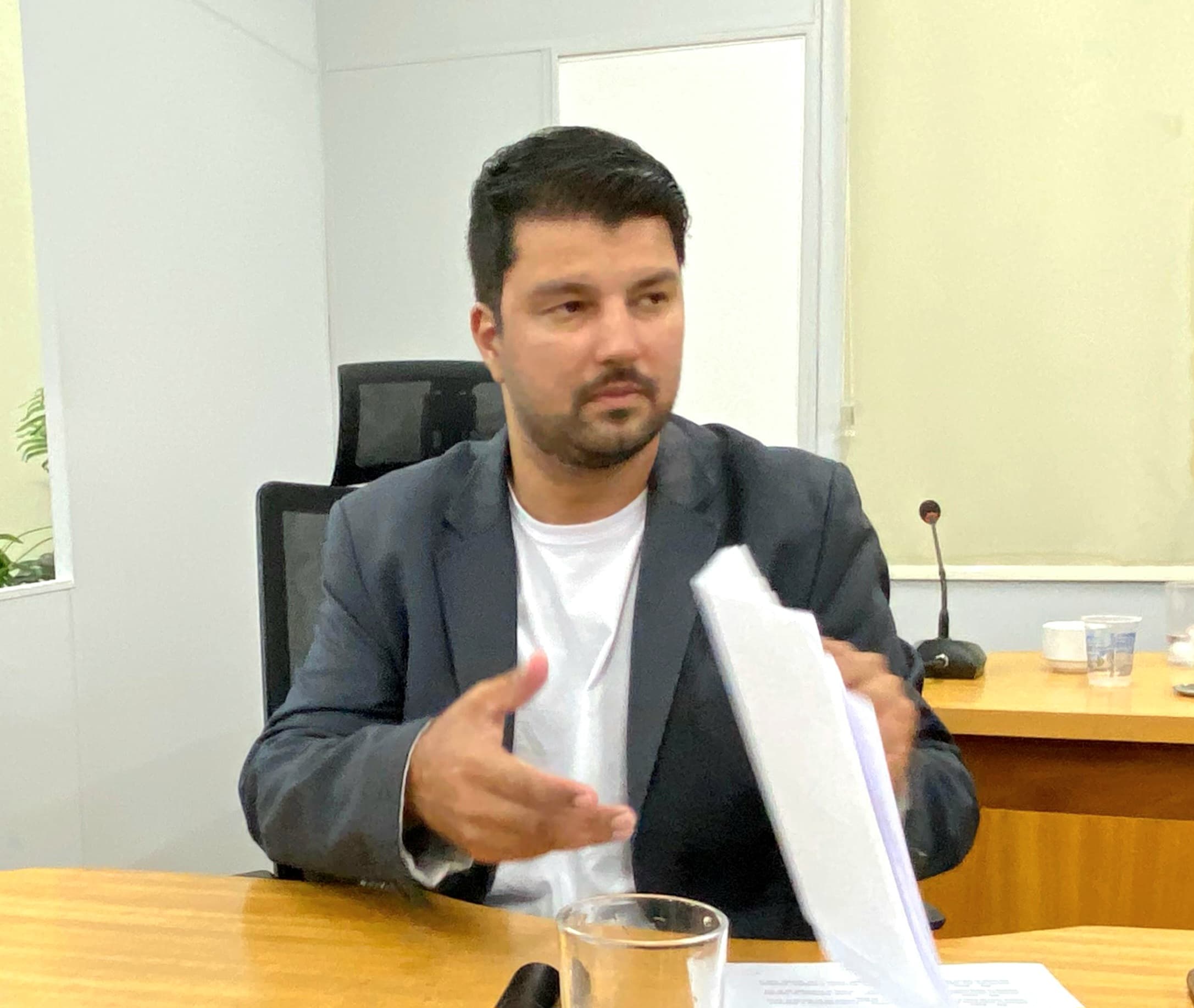Vereador pede que Município notifique proprietários para manter imóveis limpos