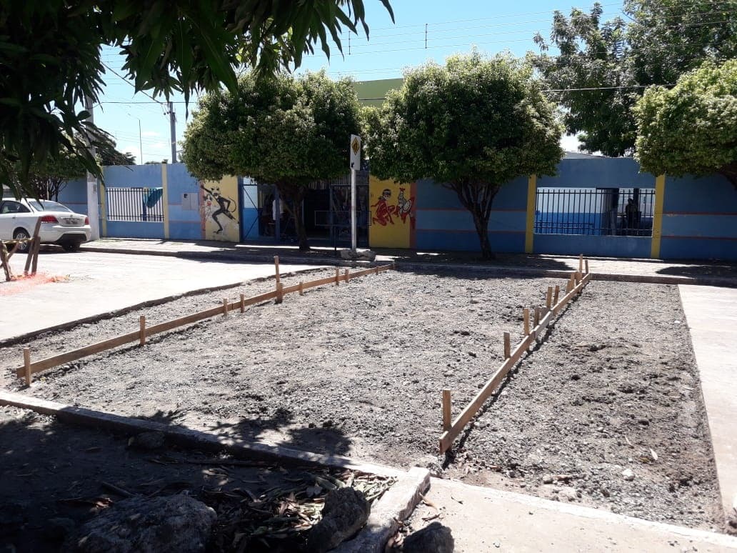 Prefeitura instala equipamentos de segurança de trânsito no Maria Leite e Previsul