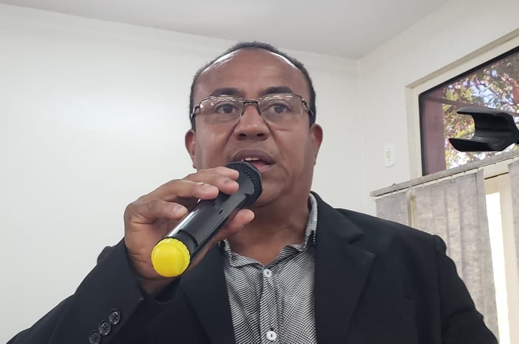 Vereador pede à Prefeitura, manutenção da praça do Cristo Redentor