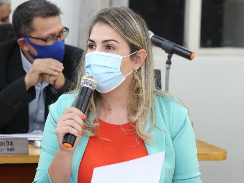 Câmara de Corumbá nomeia Raquel Bryk como Procuradora da Mulher