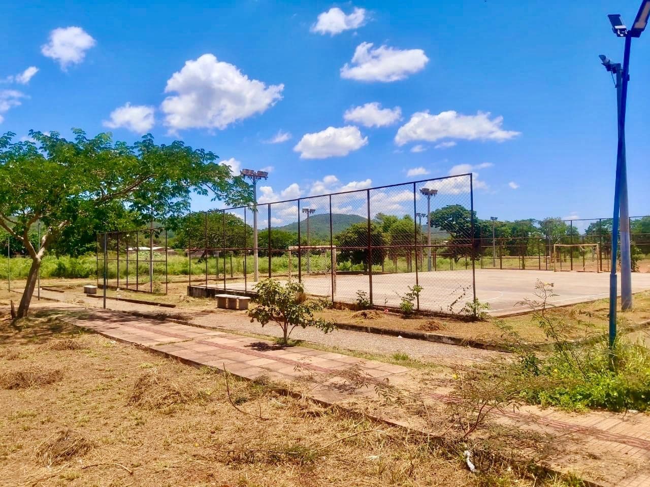 Vereador pede alambrado, limpeza e manutenção da Praça São Paulo