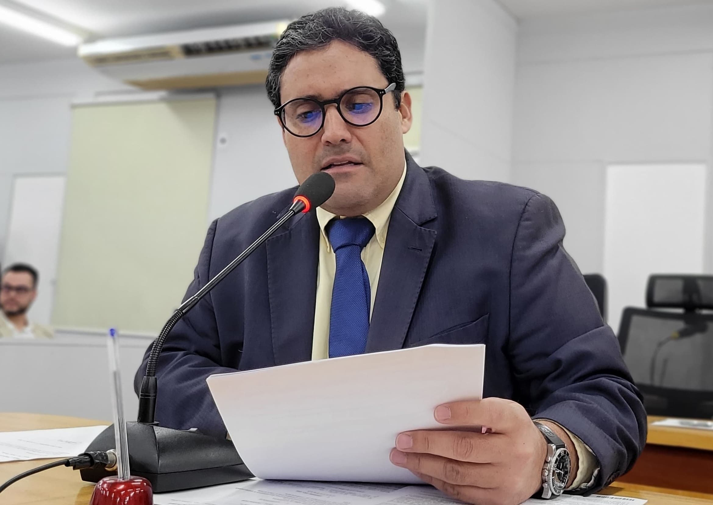 Projeto de Lei de Chicão obriga identificação de veículos oficiais do Poder Executivo