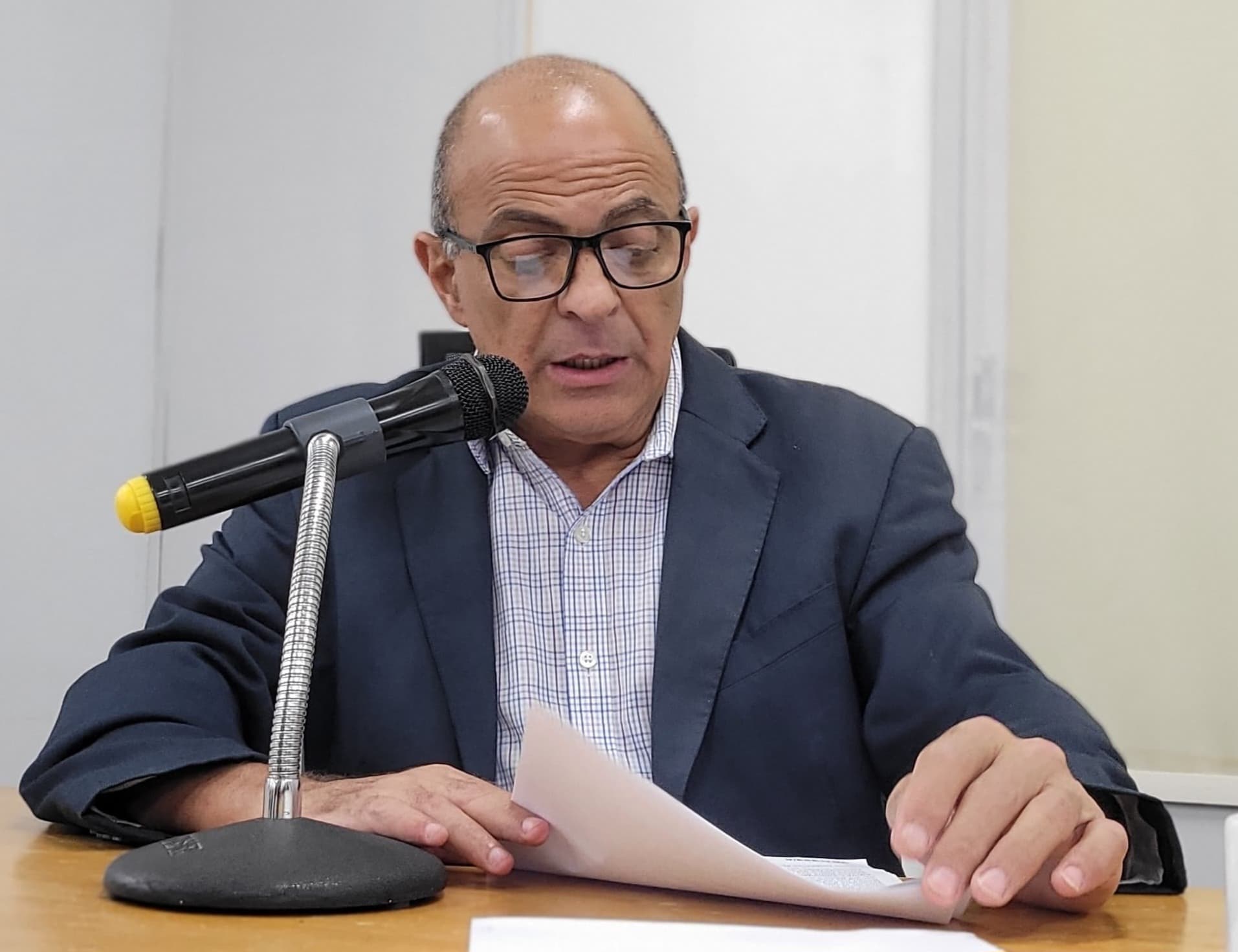 Yussef cobra cumprimento da legislação com multa a quem descartar lixo de forma irregular
