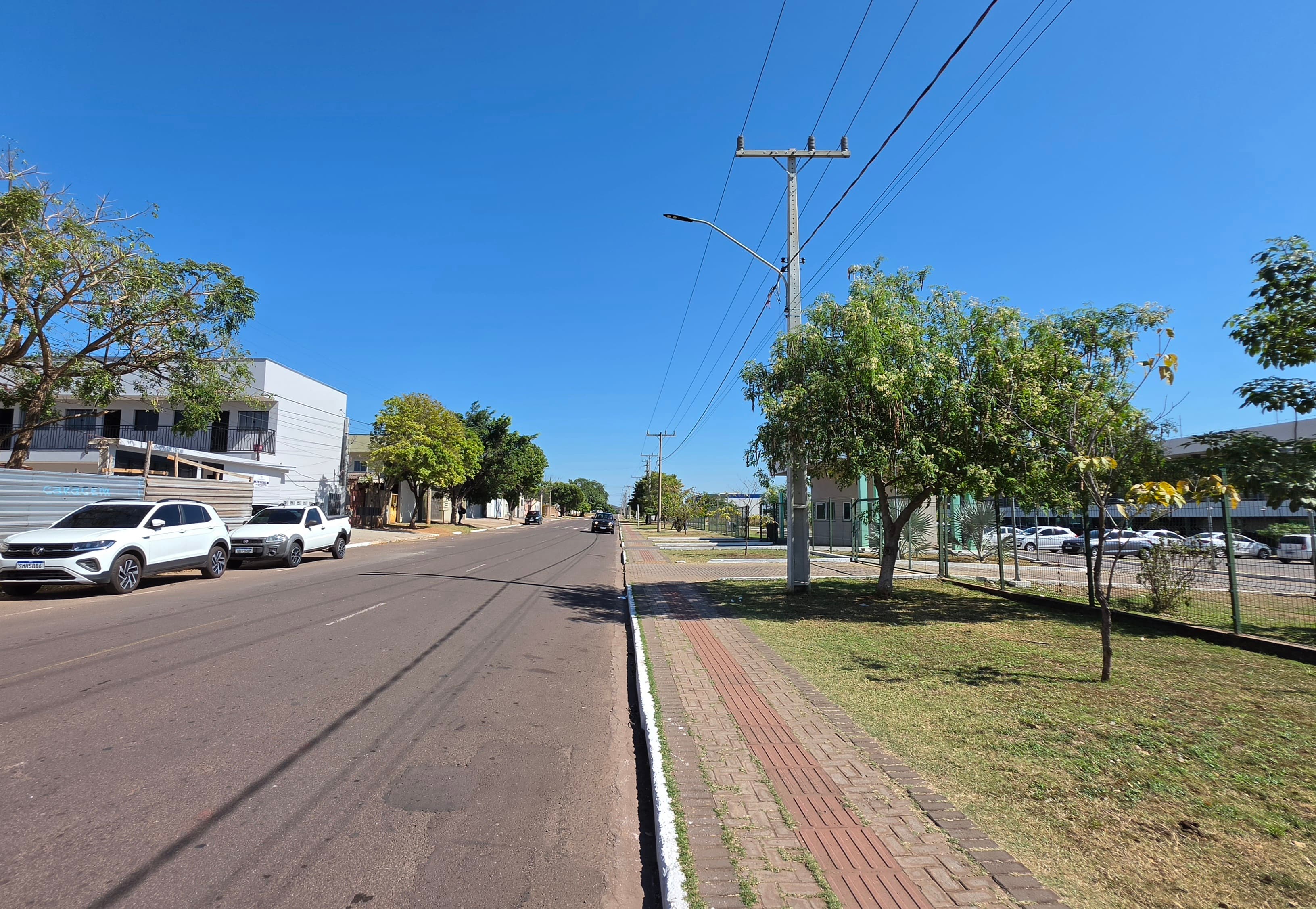 Nanah sugere readequação da sinalização e das áreas de estacionamento da Pedro de Medeiros