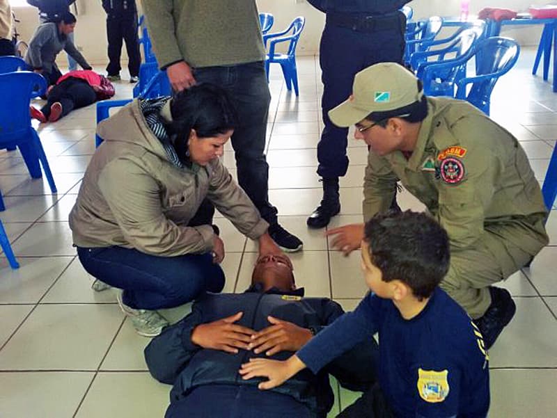 Projeto de Lei obriga corpo docente a fazer cursos de primeiros socorros