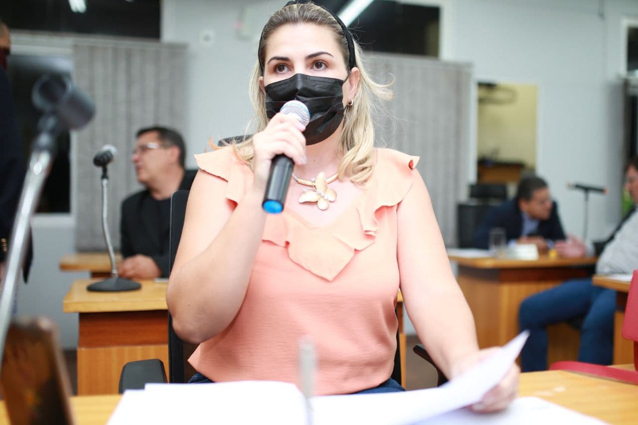 Vereadora pede estudos para melhorar o sistema de transporte coletivo na cidade