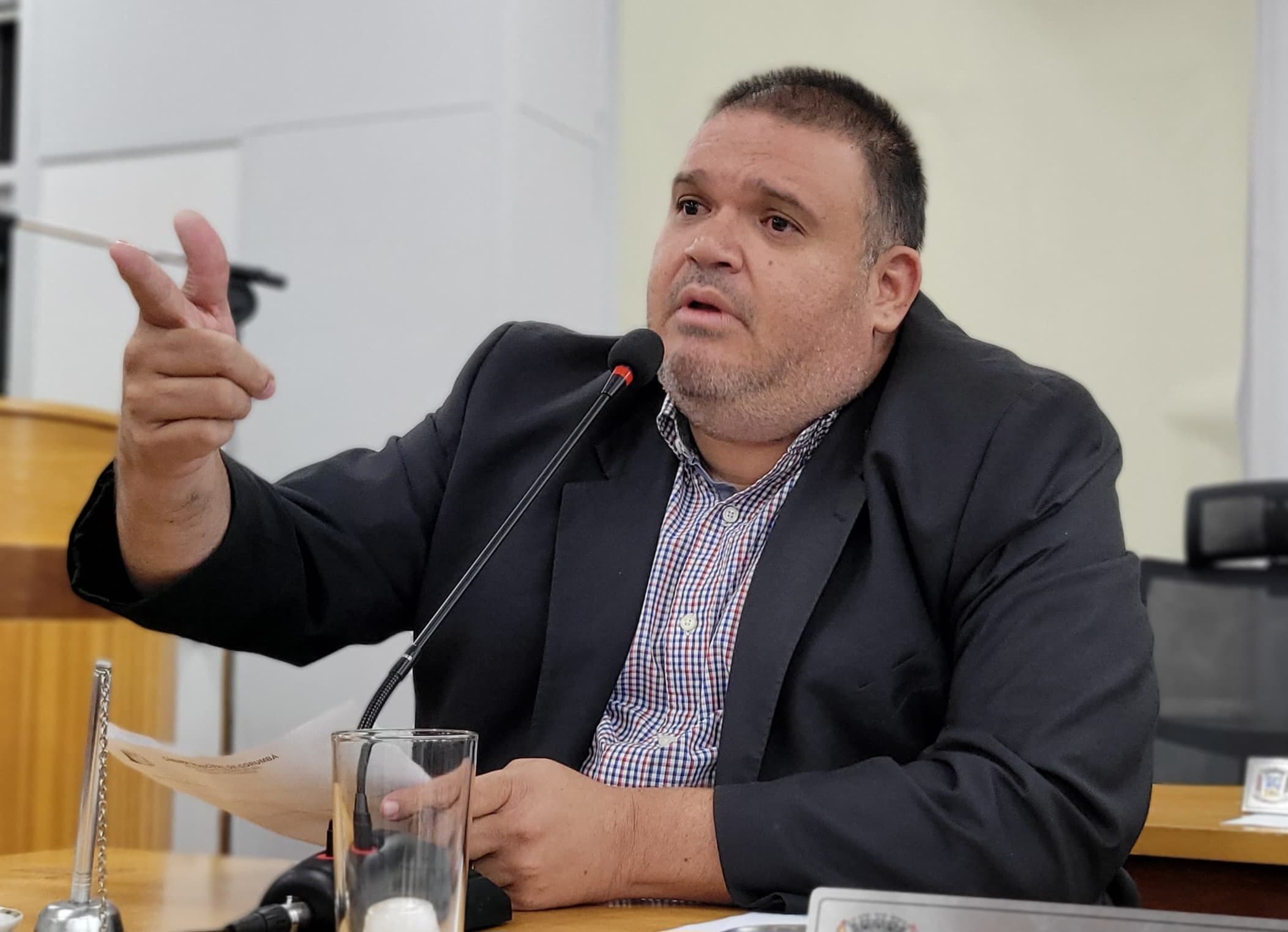 Projeto de Lei de Jovan institui programa Farmácia Veterinária Popular em Corumbá