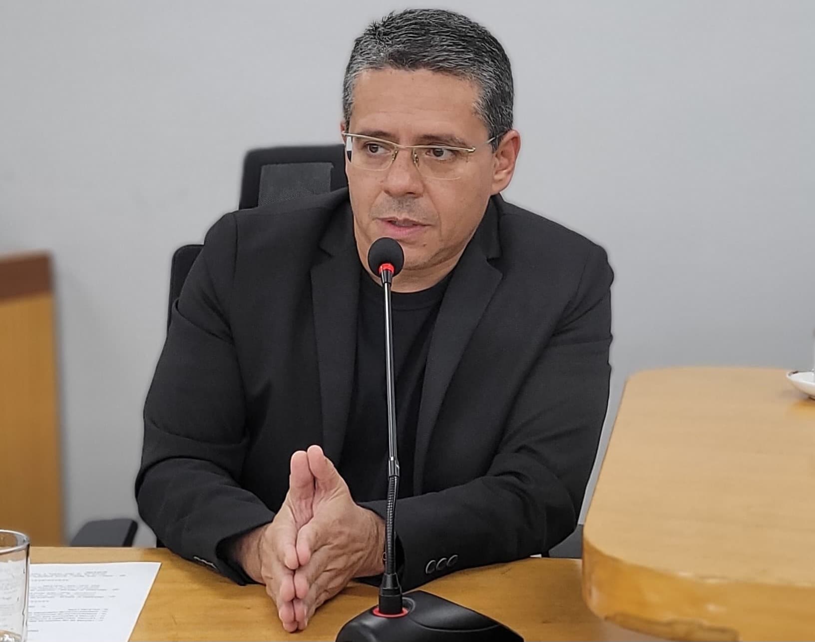 Alexandre busca apoio da deputada Mara Caseiro para atender a saúde de Corumbá