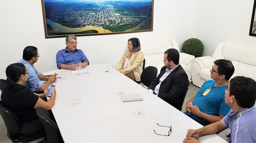 Câmara apoia Correios e vai propor elaboração de novo cadastro imobiliário