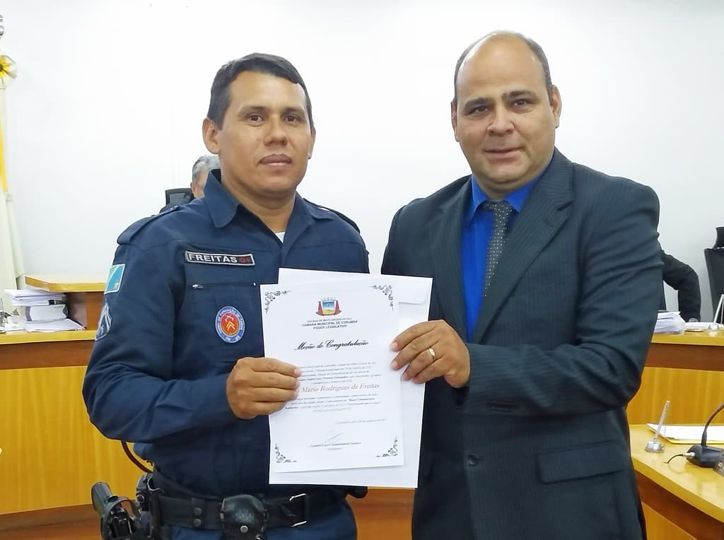Câmara homenageia policiais e guardas da Base Comunitária Kadwéus