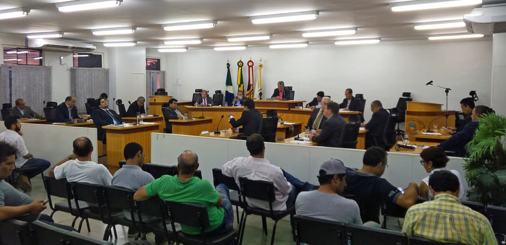 Câmara envia à Prefeitura, solicitações de moradores feitas pelo WhatsApp