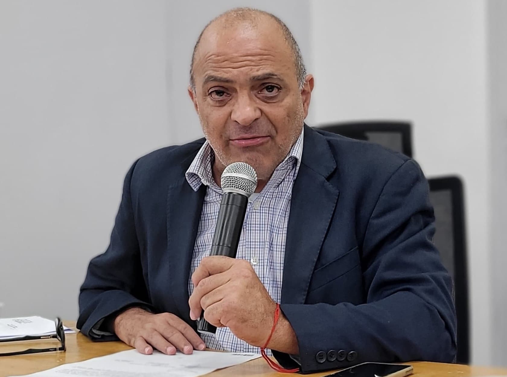 Emenda de Yussef prevê multa de R$ 500,00 para quem jogar lixo nos logradouros públicos