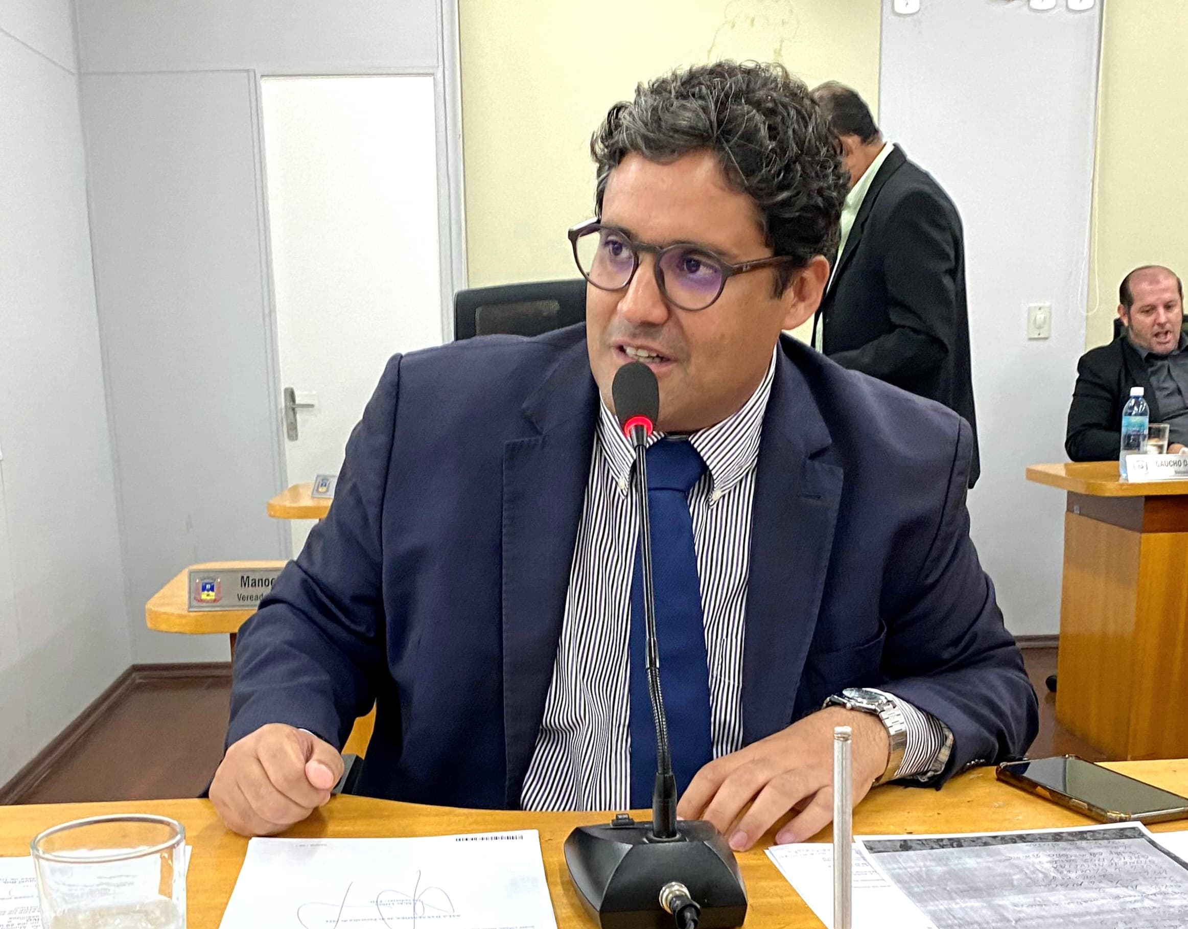 Vereador busca informações sobre número de vagas nos Centro de Educação Infantil