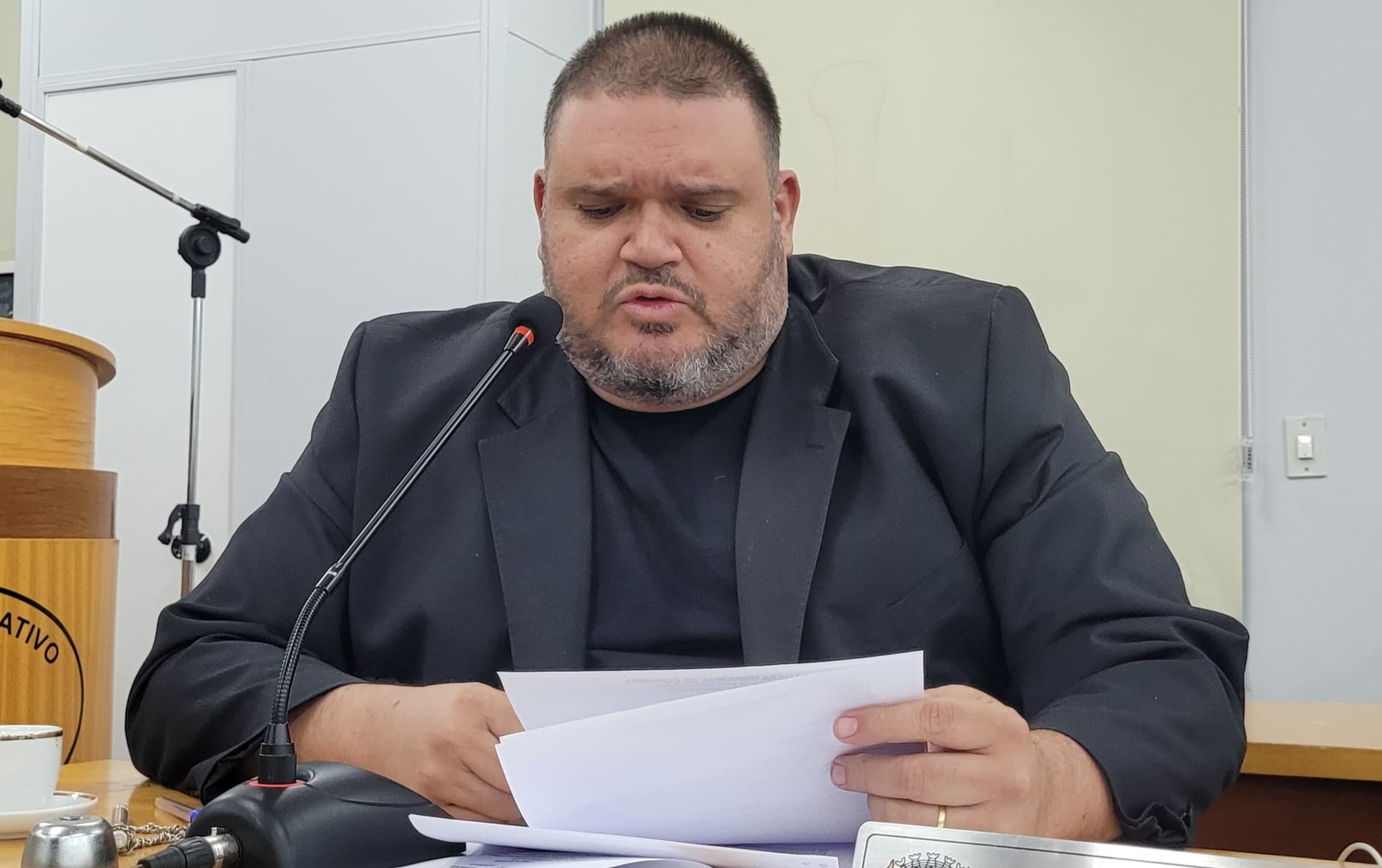 Jovan pede estudos para ampliar serviços de coleta de resíduos sólidos no Guatós