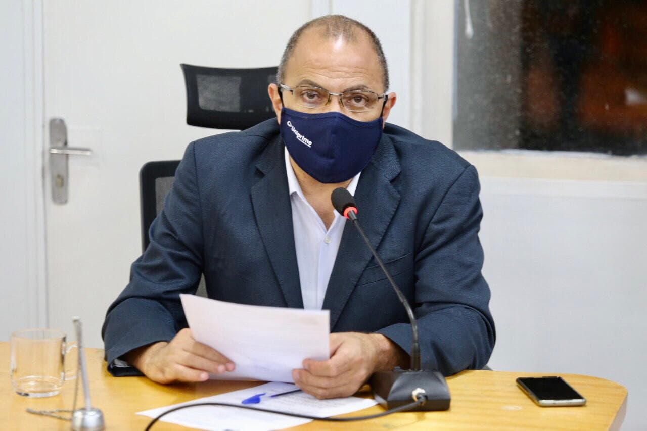 Vereador pede abertura de processo licitatório para contratação de laboratório na cidade