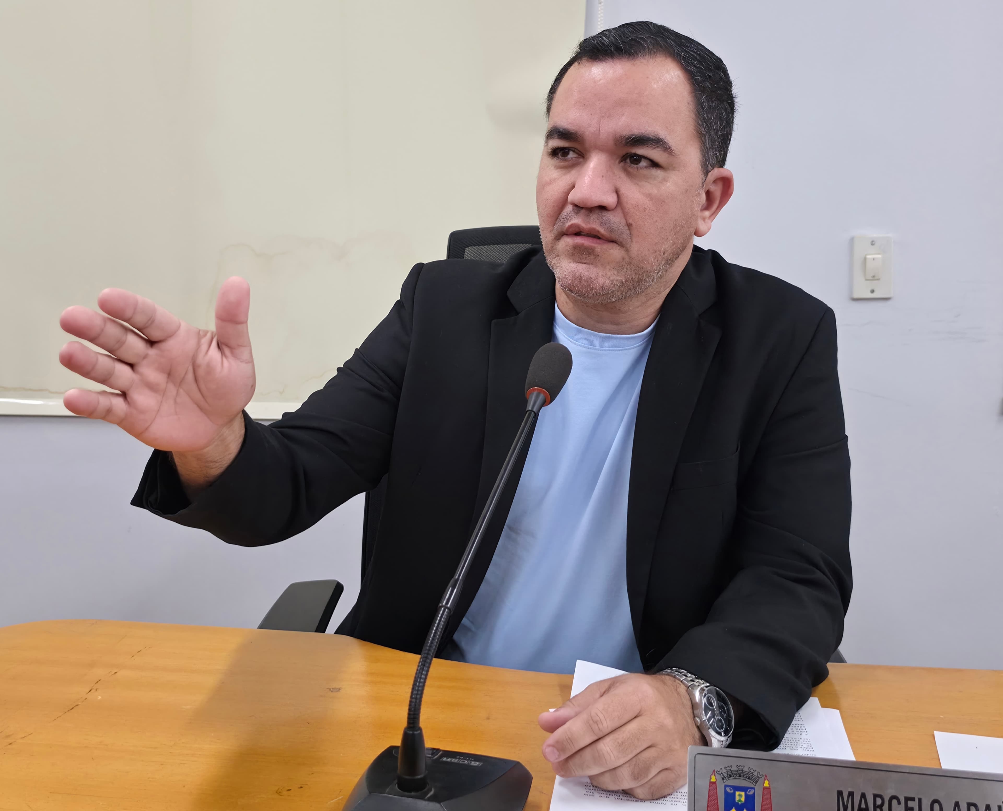 Na Câmara, Marcelo pede recuperação de vias urbanas em dois bairros da cidade