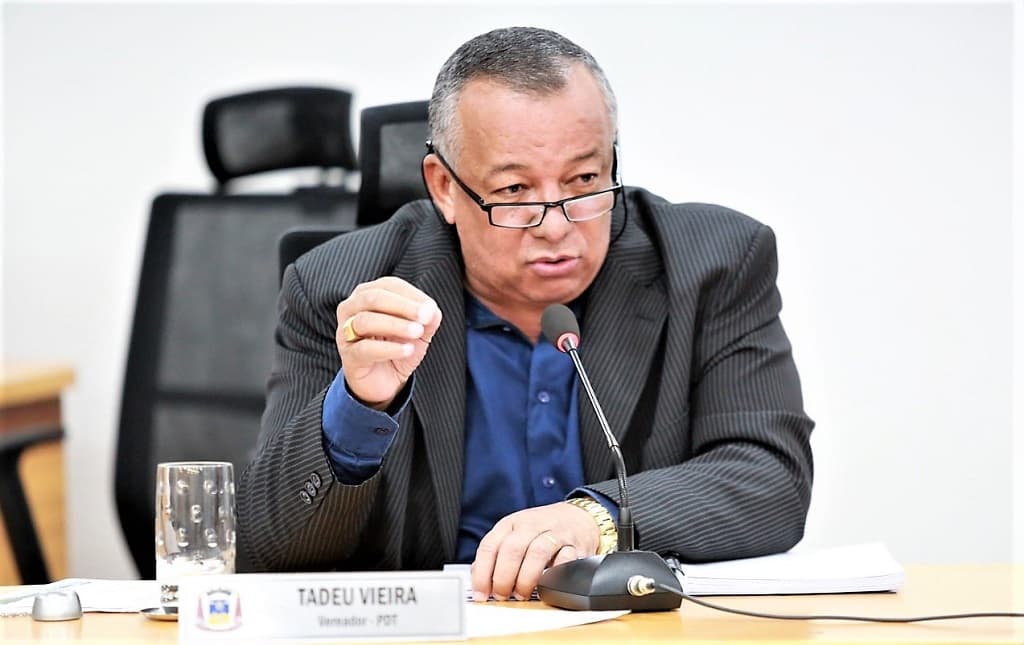 Vereador pede definição sobre implantação da feira noturna na esplanada