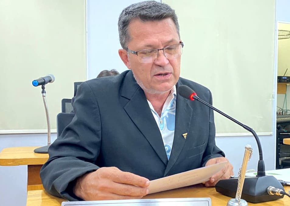 Vereador cobra maior eficiência para evitar problemas no transporte de alunos