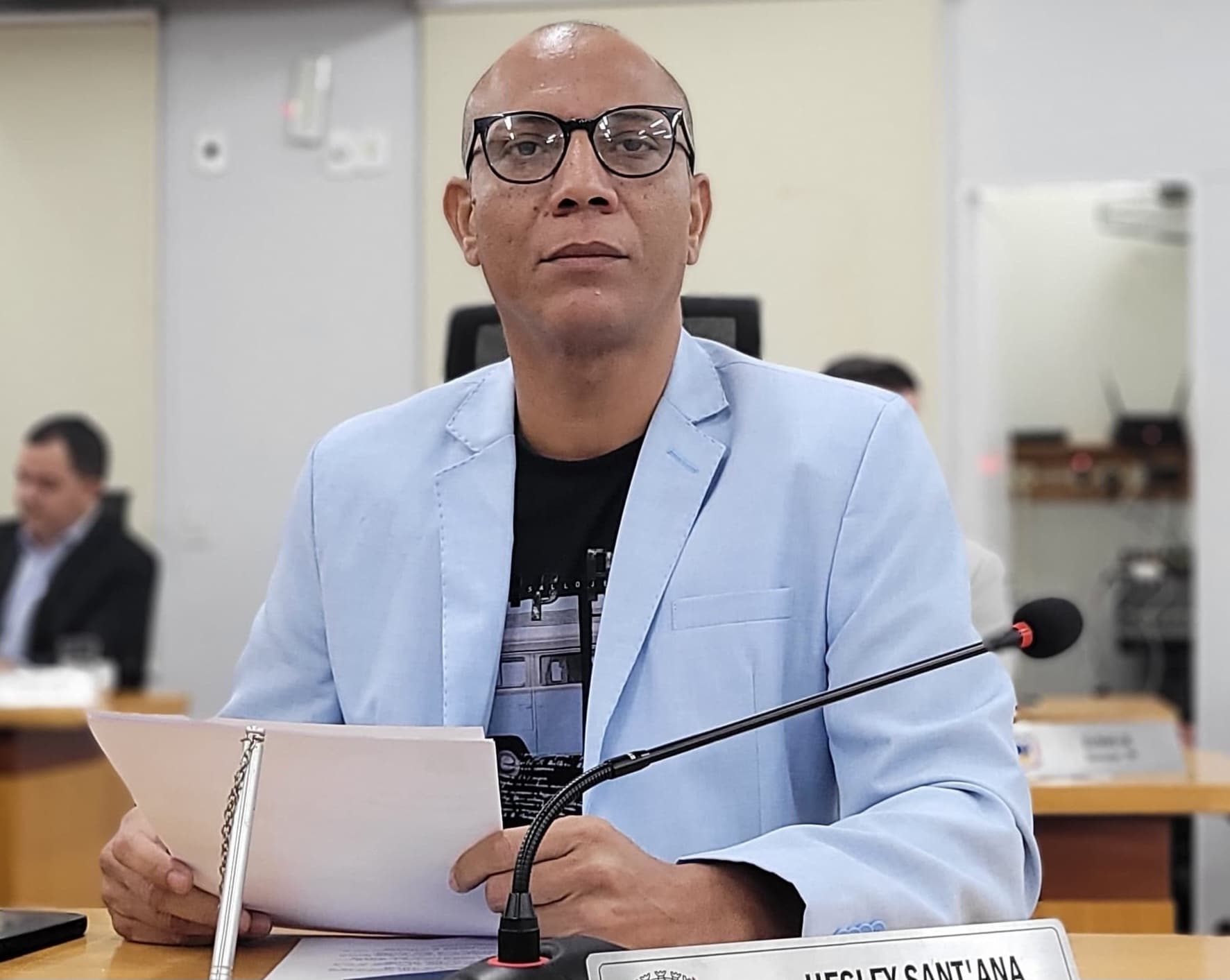 Hesley sugere ônibus gratuito para idosos, gestantes e pessoas com deficiências durante o FAS