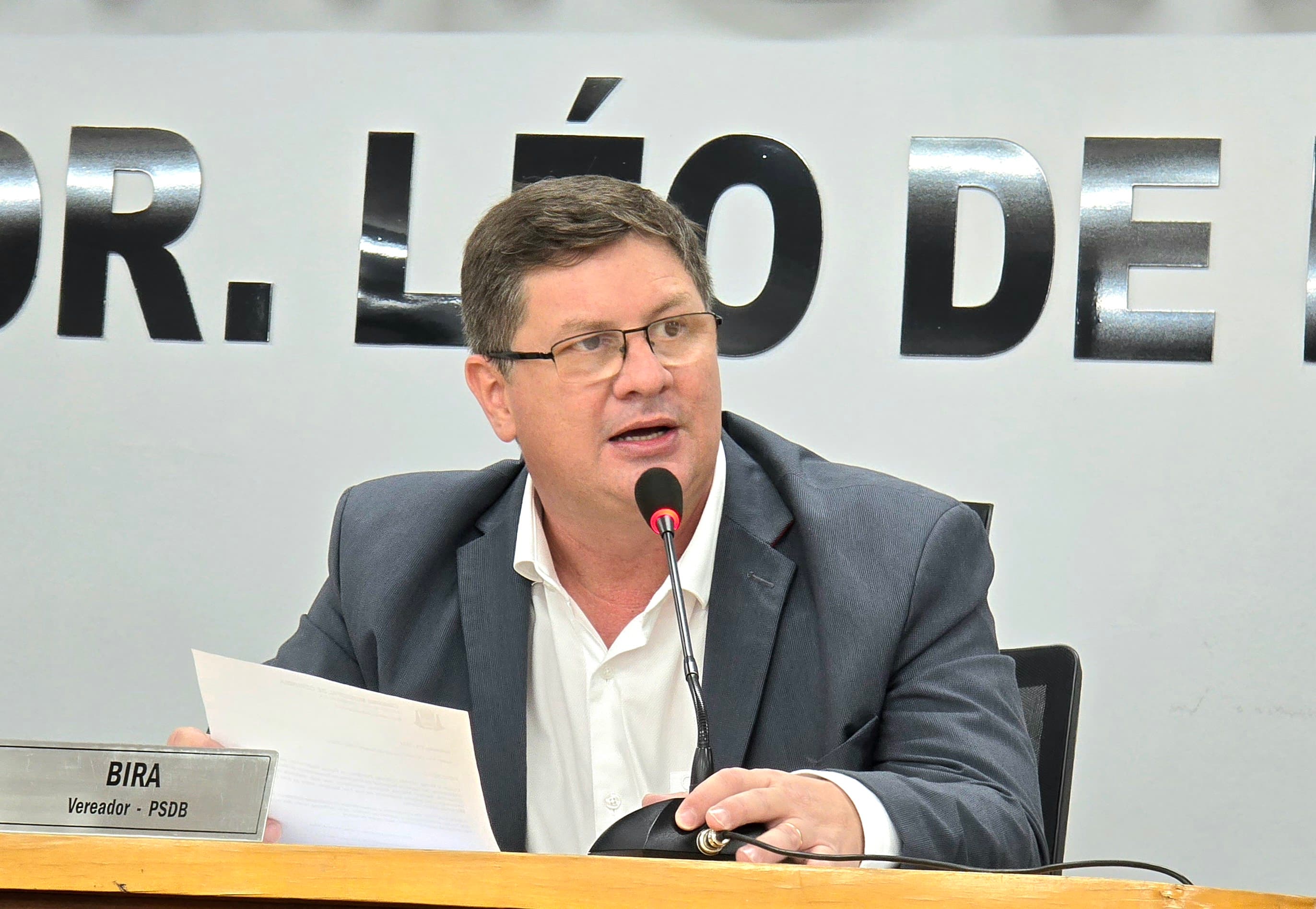 Vereador busca apoio para construção de cobertura da quadra de esportes do IFMS