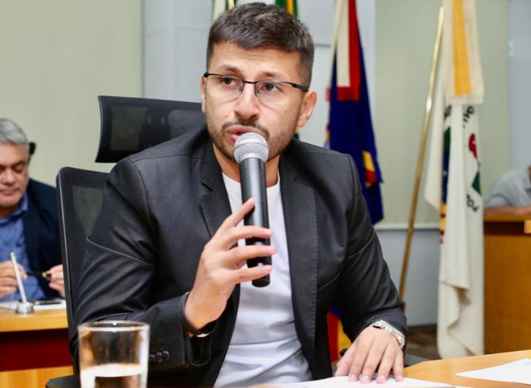 Na Câmara, vereador pede retorno dos cursinhos pré-vestibulares na cidade