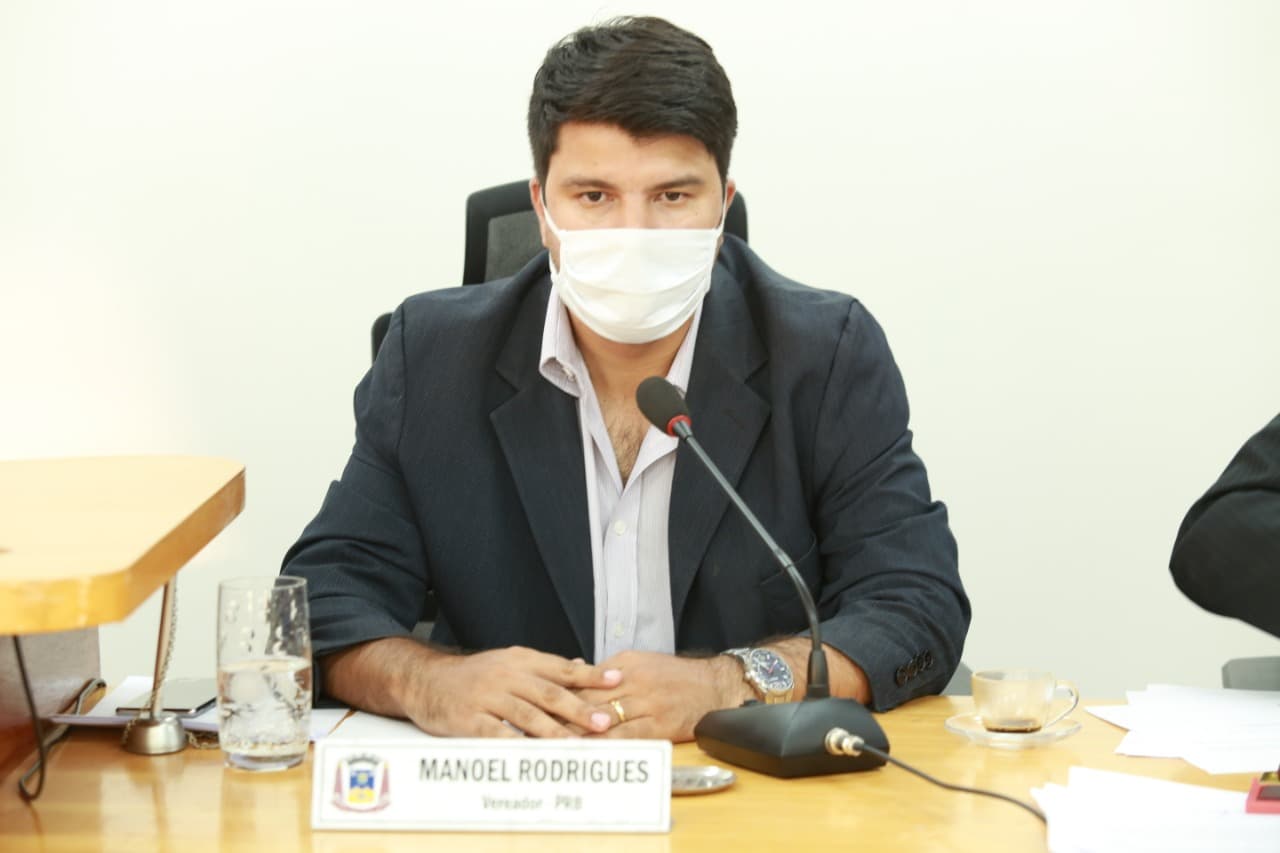 Na Câmara, vereador reivindica serviços de infraestrutura na cidade