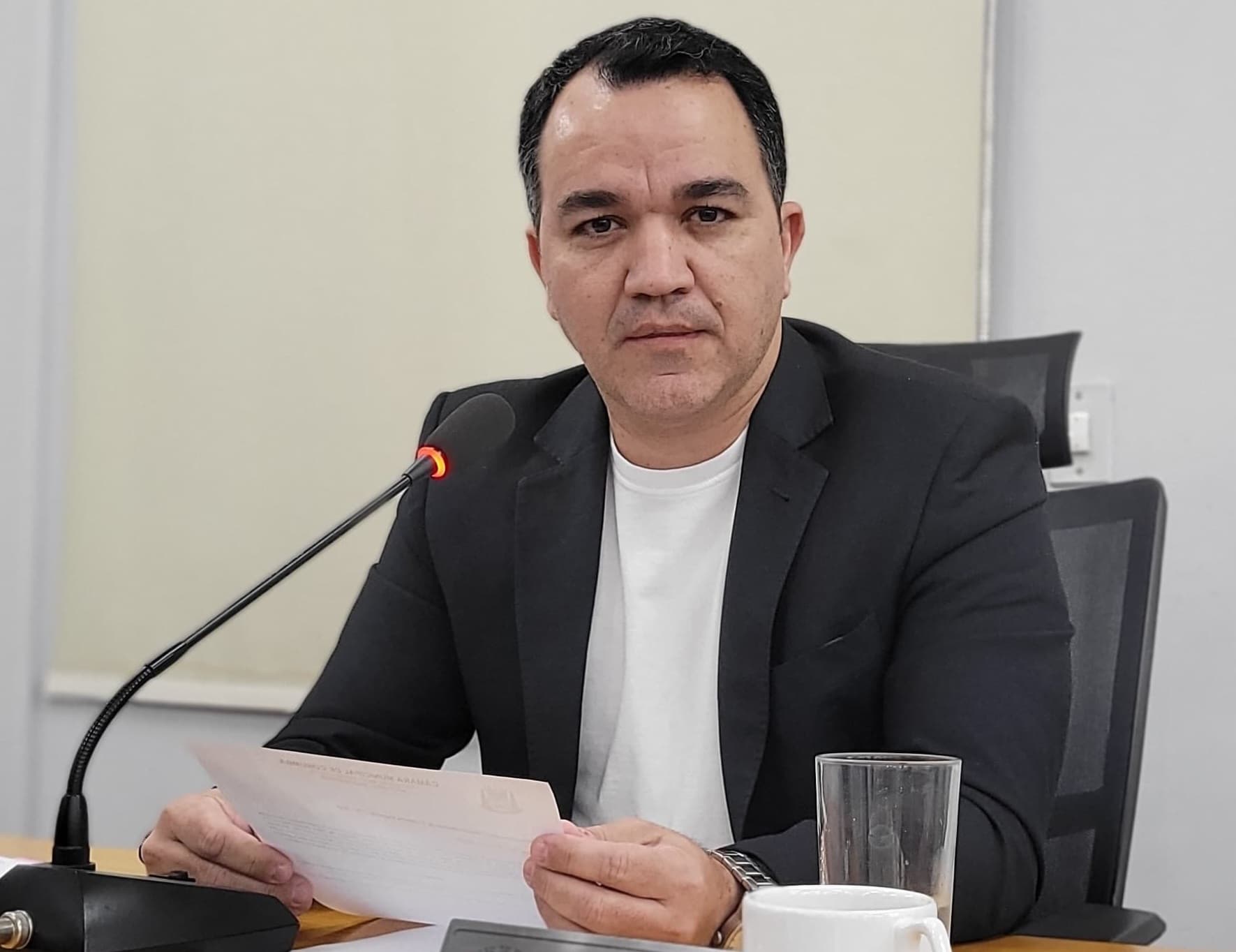 Marcelo cobra redução de prazos de agendamento e revisões periódicas de marcapassos
