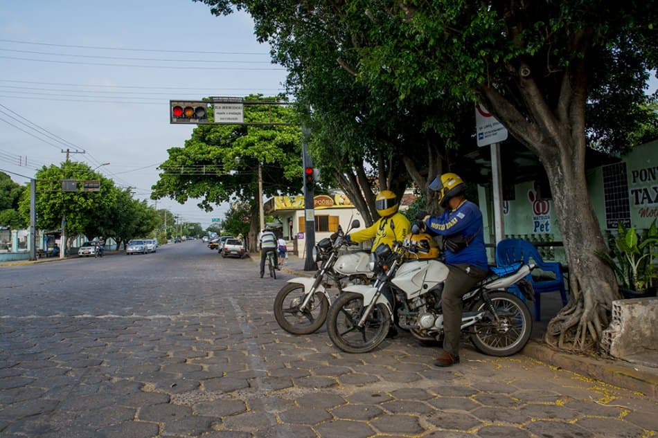 Na Câmara, vereador pede estudos para atender a categoria dos mototaxistas na cidade
