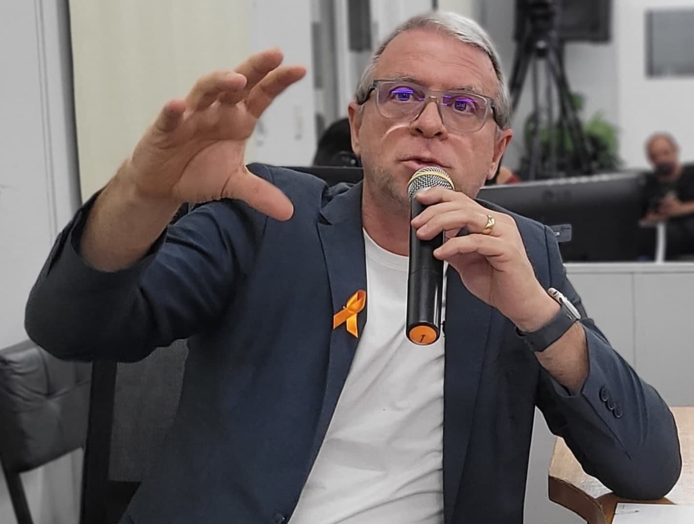 Samyr solicita reforço do serviço de telefonia móvel para atender a comunidade da parte alta