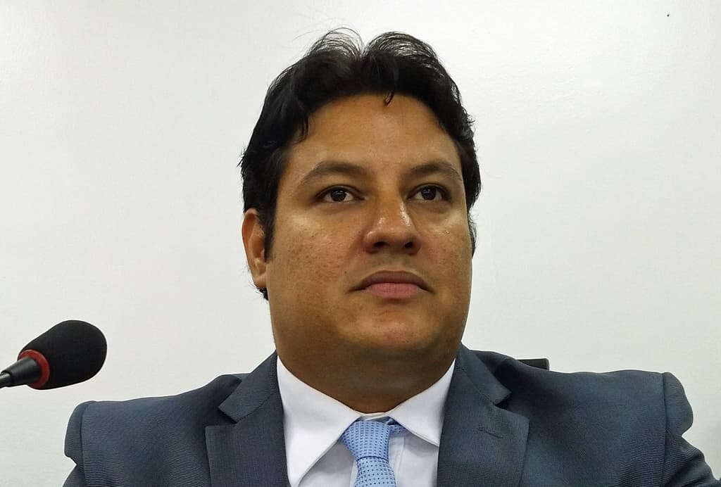 Vereador solicita limpeza e manutenção da antiga Clínica São José