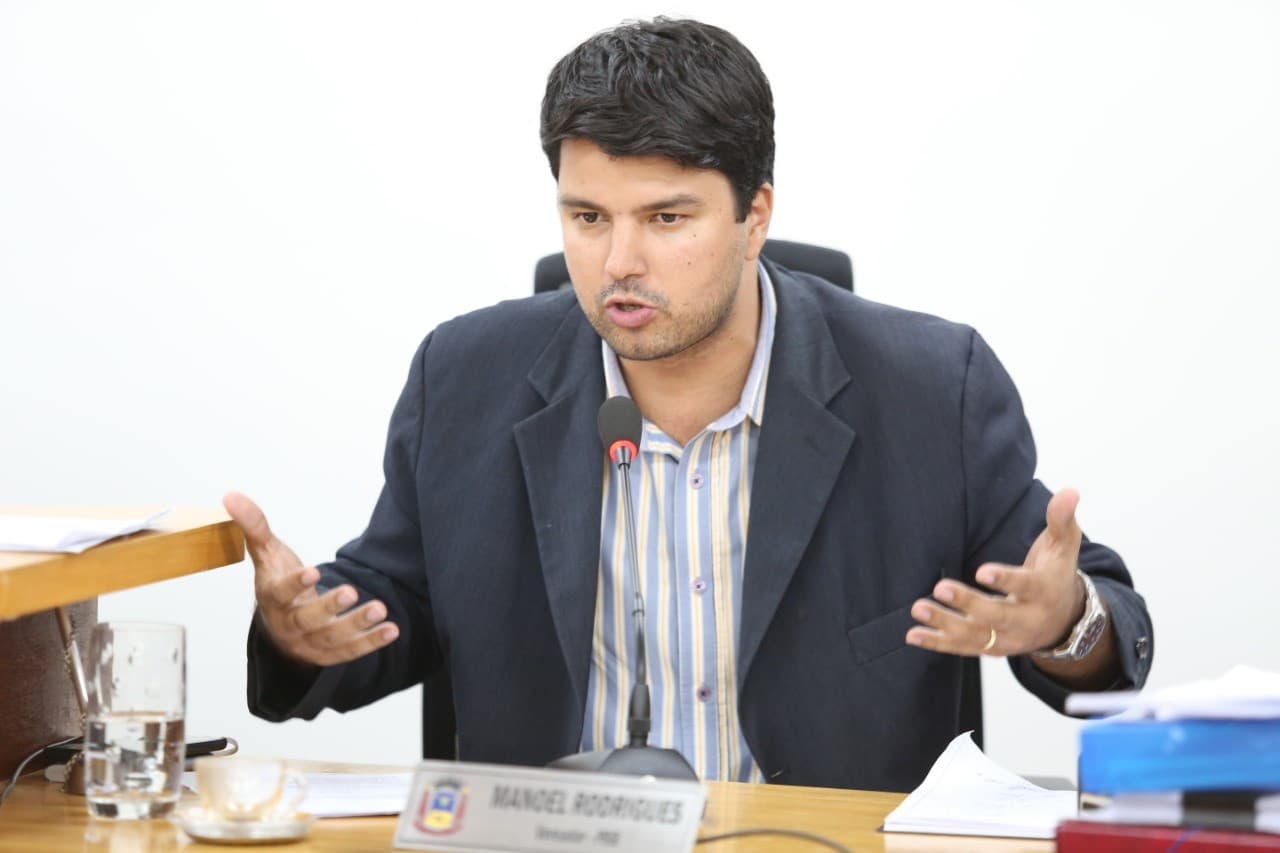 Vereador pede apoio de deputado para construção de pontes no São Lourenço
