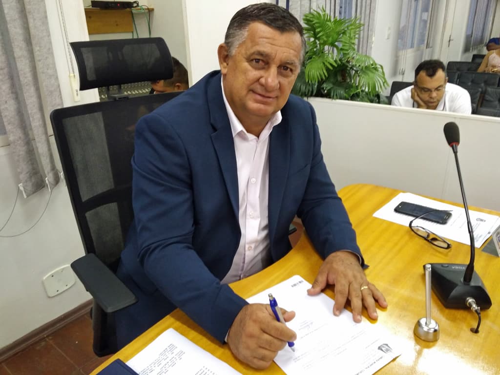 Vereador cobra sinalização para garantir segurança na rodovia Ramon Gomez