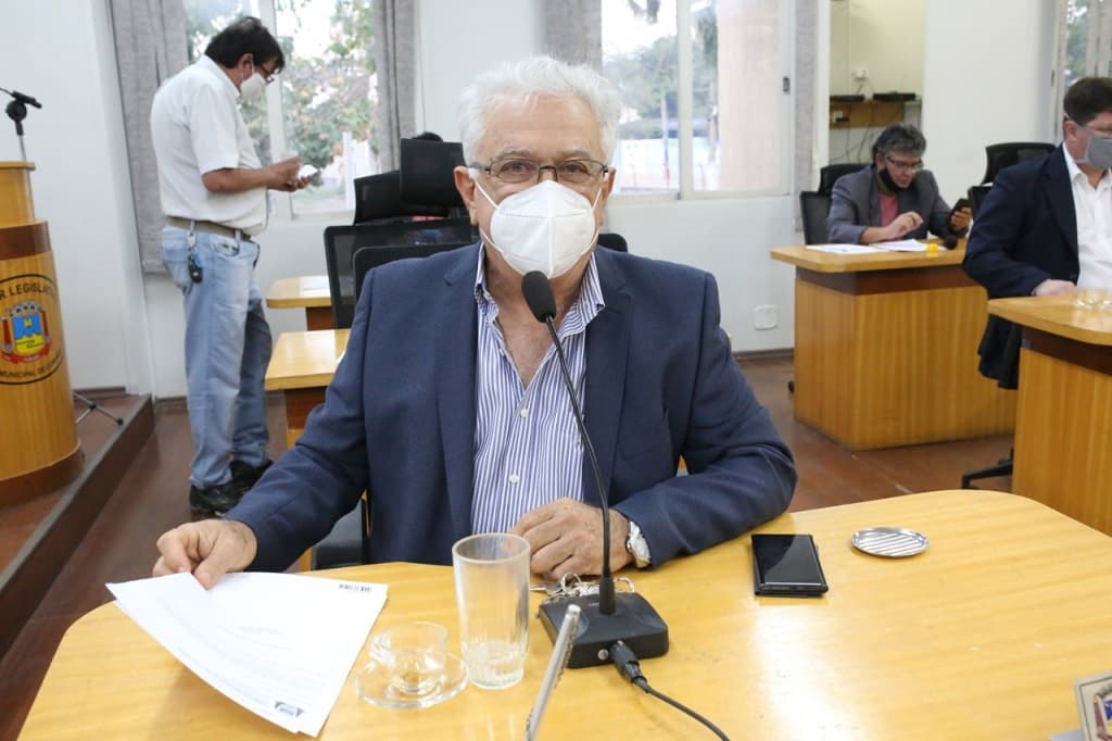 Vereador pede recuperação de pavimento após intervenção da Sanesul