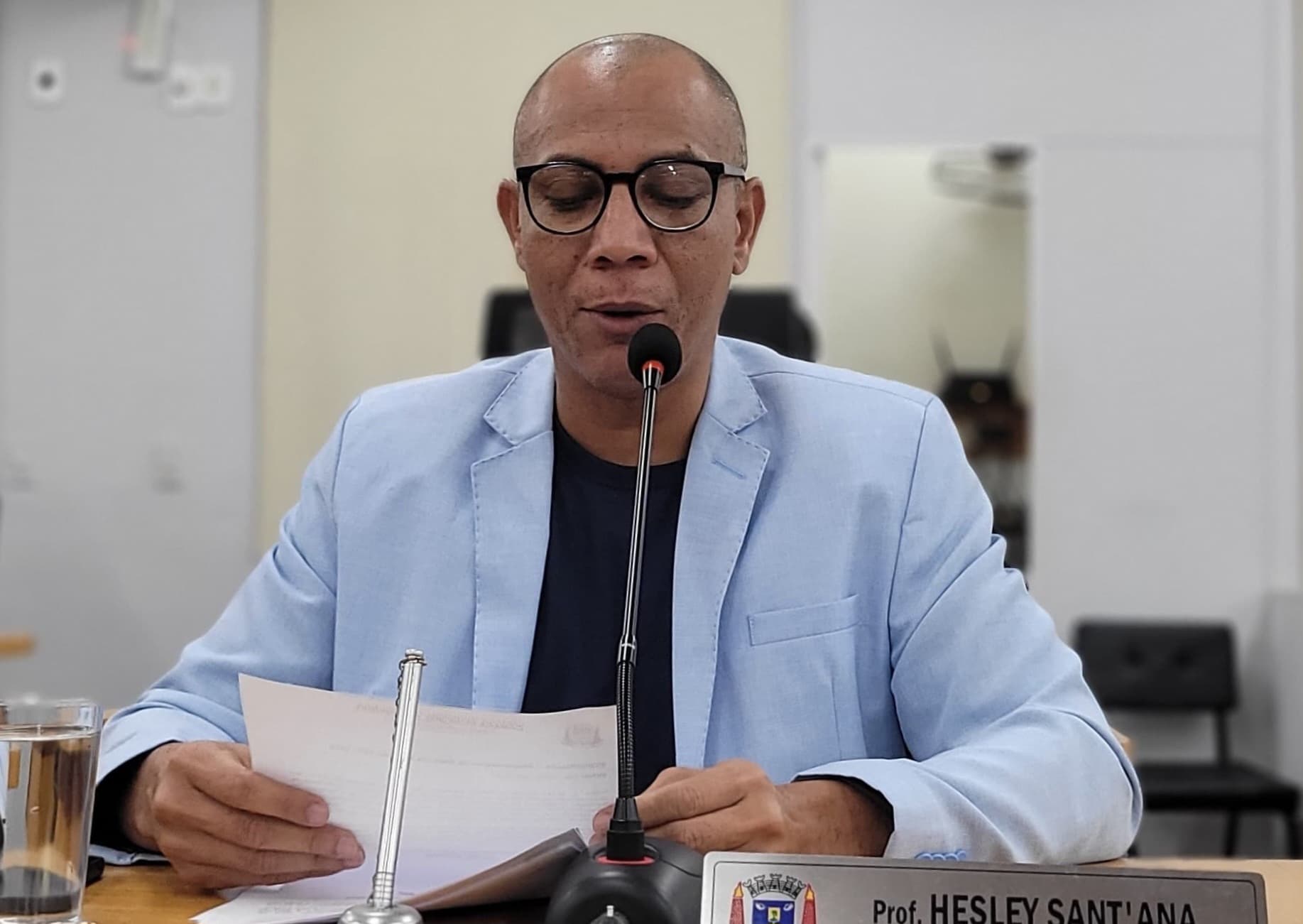 Hesley pede melhorias na pista de atletismo do Complexo Poliesportivo Lucílio de Medeiros