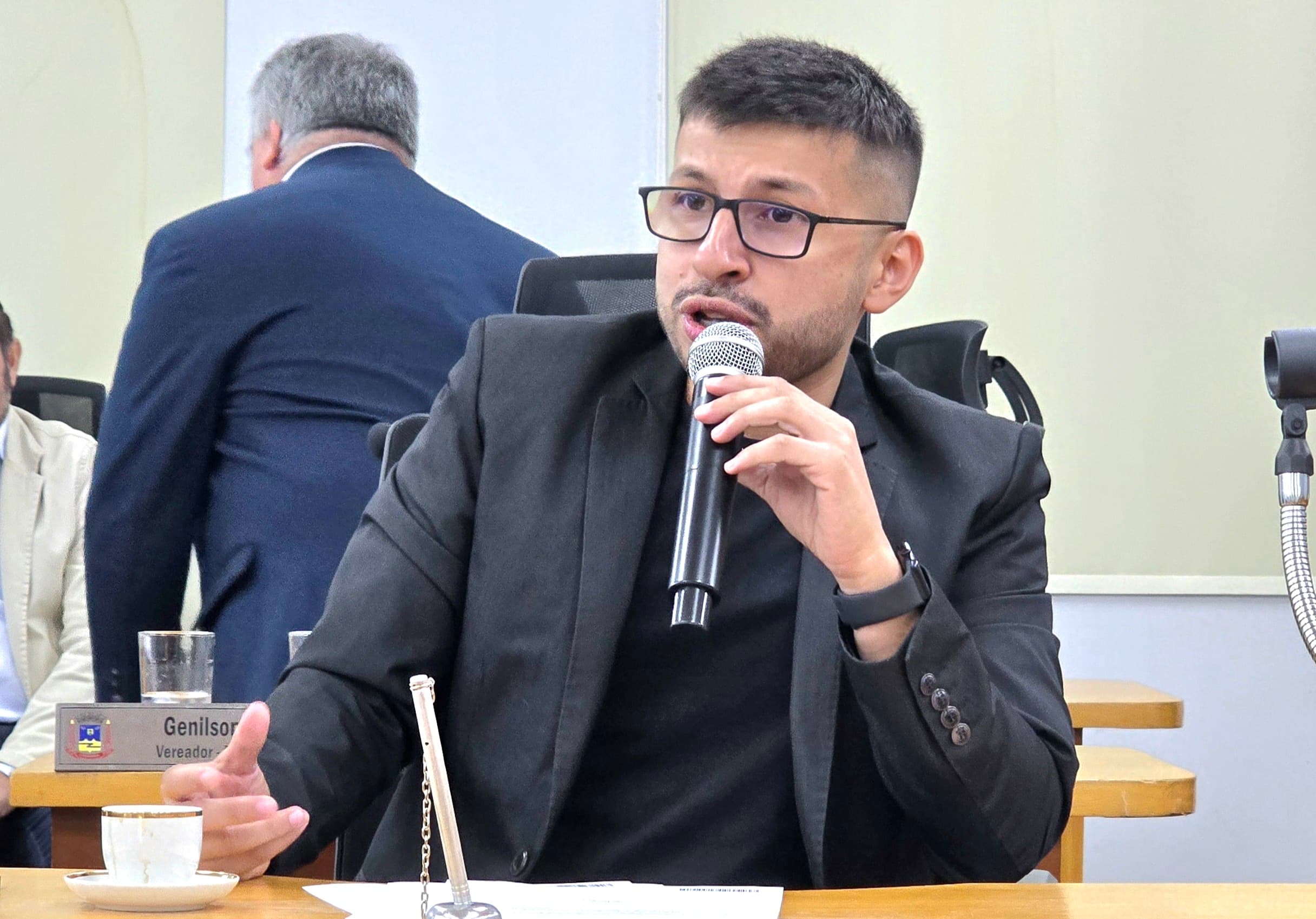 Na Câmara, vereador pede reforma de telhado da Escola Tilma Fernandes