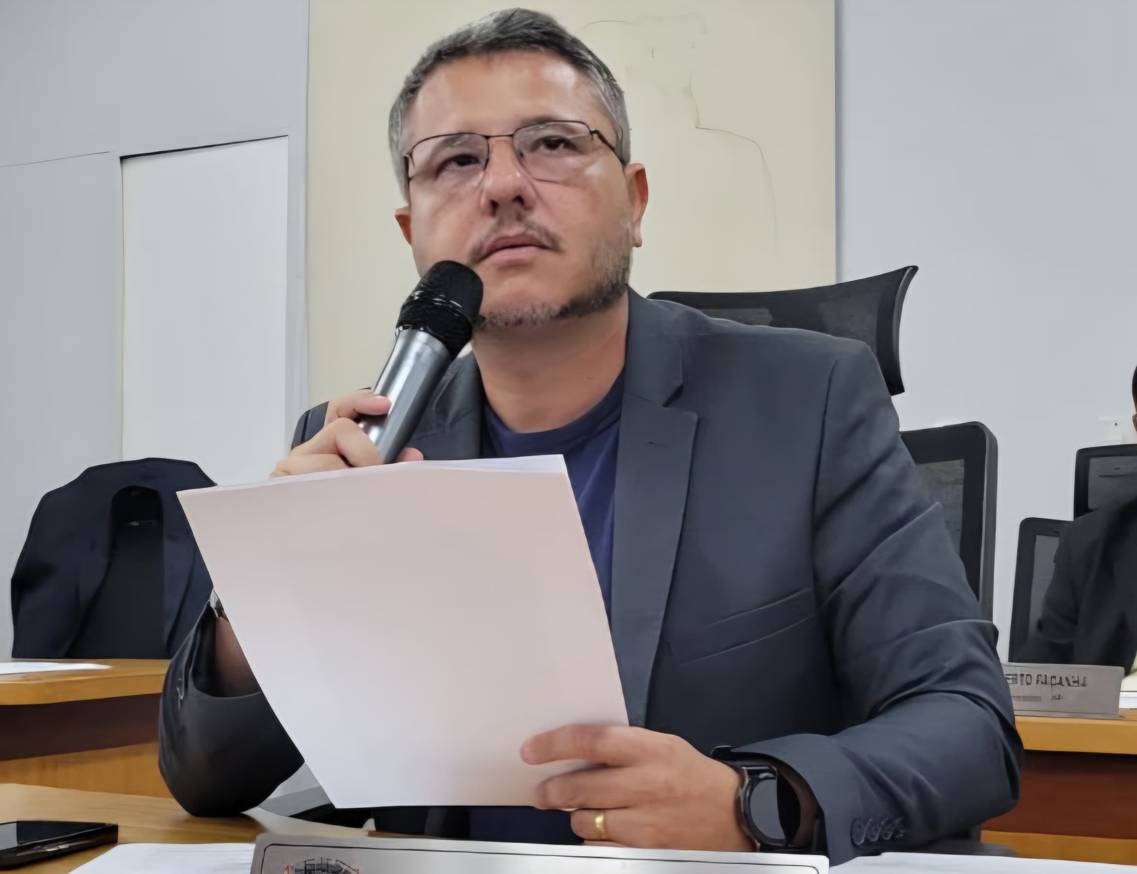 Cazarin diz que é preciso intervir no Centro Popular para garantir ambiente limpo e seguro