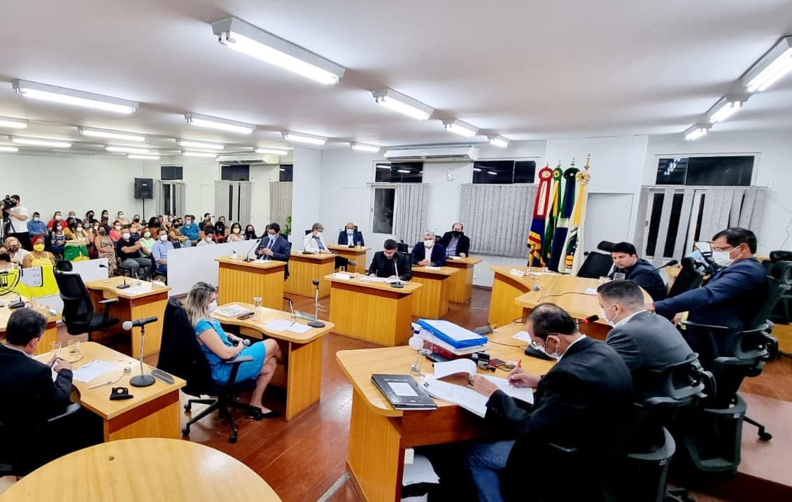 Programa Dinheiro Direto na Escola é aprovado na Câmara e começa em 2022