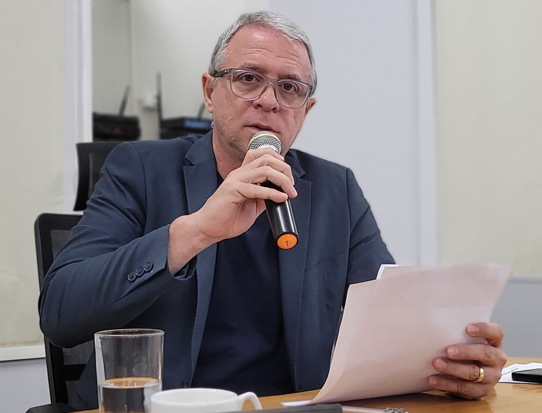 Samyr solicita recuperação de praça central com instalação de câmeras de monitoramento