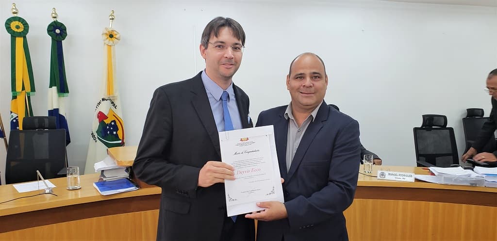 Juiz é homenageado na Câmara por apoio incondicional ao COMAD