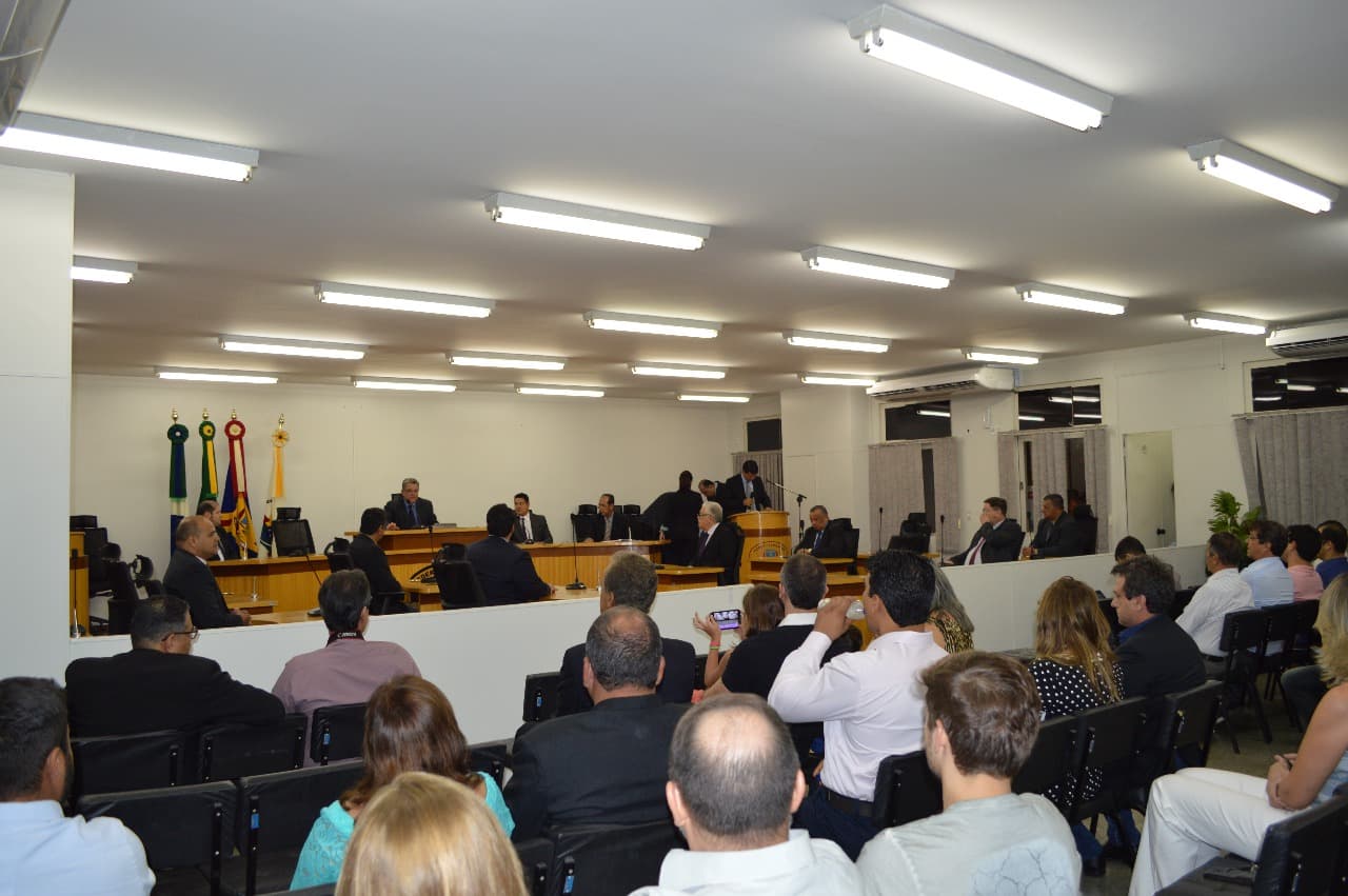 Câmara homenageia corumbaenses que contribuem para o crescimento da cidade
