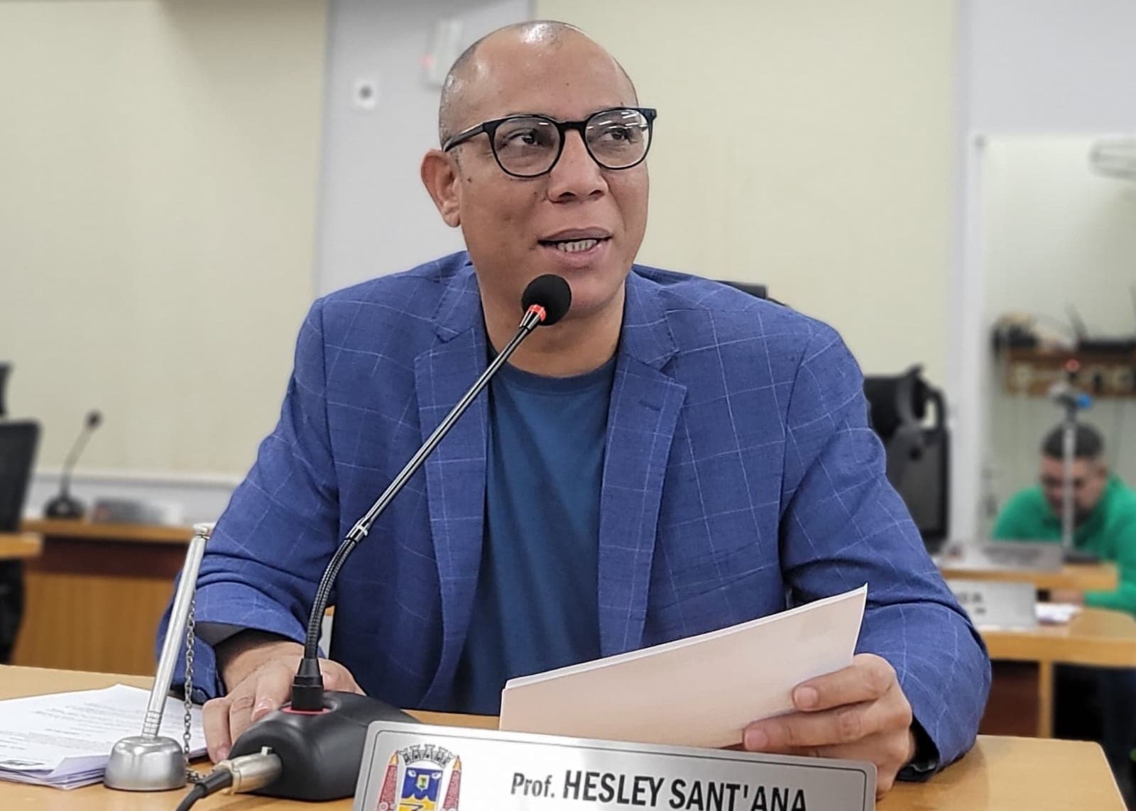 Hesley pede isenção de taxas de comerciantes temporários no São João